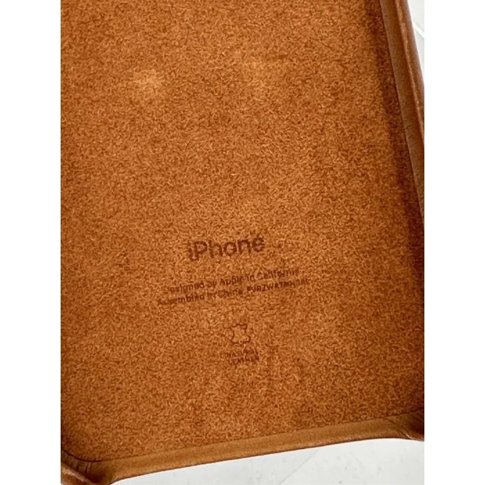 Apple Leather Case for iPhone 11 Pro Max - Saddle Brown (K)